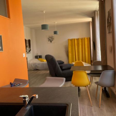 Millau Superbe Studio 35m2 Centre ville calme et Ajouré Exterior foto